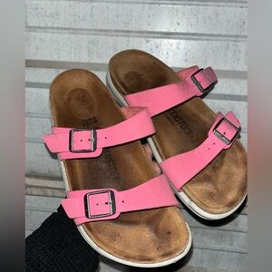 Birkenstock Arizona Pink Sandals | Adjustable Buckles | Comfort Footbed
